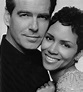 Pierce Brosnan and Halle Berry | Halle berry james bond, James bond ...