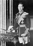 King_George_VI_of_England,_formal_photo_portrait,_circa_1940-1946 ...