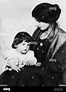 1911 ca : AMBER REEVES ( married BLANCO WHITE ) with the her daughter ...