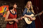 Review: 'Garfunkel and Oates' finds an odd, funny, endearing harmony ...