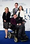 Los hijos de Stephen Hawking, orgullosos de su padre