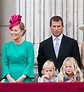 Peter Phillips and Autumn Phillips with their children Savannah ...