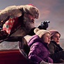 Crítica, 'Crónicas de Navidad': Kurt Russell es el Papá Noel que ...