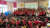 Ysgol Gymraeg Dewi Sant in Llanelli celebrates 70 years - BBC News