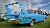 Фото обои Синий Pontiac Superbird с огромным антикрылом. Firebird