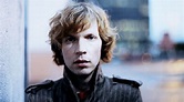 Who Is Beck? 5 Key Facts About The American Musician