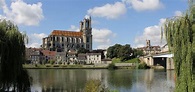 La collégiale Notre-Dame de Mantes-la-Jolie, un fleuron de l’architecture gothique - Fondation ...