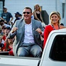 Hall of Fame inductee Jim Thome and his wife Andrea during the Parade ...