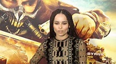 Zoe Kravitz "MAD MAX Fury Road" Los Angeles Premiere - YouTube