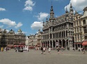 Grand-Place de Bruxelles — Wikipédia | Grand place de bruxelles, Grand ...