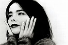 Un día como hoy en 1993: Björk estrenaba su primer álbum "Debut" — Rock&Pop