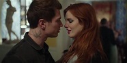 Time Is Up Trailer Reveals Bella Thorne and Benjamin Mascolo's Romantic ...