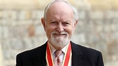 Sir Richard Stilgoe knighted at Windsor Castle - BBC News