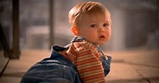 Así luce 'Bebé Pino' de ¡Cuidado: bebé suelto! a 26 años de la película ...