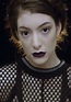 Lorde: Tennis Court (Music Video) (2013) - FilmAffinity
