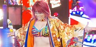 Asuka suffers wardrobe malfunction…and a slip on Raw – Wrestling-Online.com