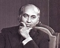 Zulfikar Ali Bhutto, ex-primeiro-ministro paquistanês, líder do Partido ...