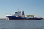 El buque de apoyo logístico "Vsevolod Bobrov" está completando las ...