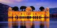 Palacio de agua jal mahal. Jaipur, Rajasthan, India 713566 Foto de ...