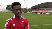 Ajax contracteert Jaydon Banel