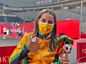 Catia Oliveira exibe medalha histórica conquistada em Tóquio — Portal ...