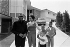 Ray Charles' family at their home in Beverly Hills: Della Bea, David ...
