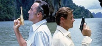 AGENTE 007 L'UOMO DALLA PISTOLA D'ORO/ Su Rete 4 spunta la famosa AMC ...