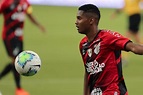 Abner Vinícius desfalca o Athletico em quatro partidas por seleção ...