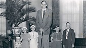 Robert Wadlow, the Alton Giant: The Tallest Man Ever Lived | IE