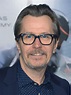 Biografia Gary Oldman, vita e storia