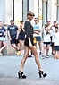 How Staged Celebrity Paparazzi Photos Really Happen - Were Taylor Swift ...