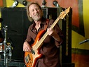 Longtime Tower Of Power bassist Francis “Rocco” Prestia dies at 69