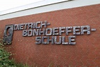 Die Oberstufe der Dietrich-Bonhoeffer- Schule stellt sich vor