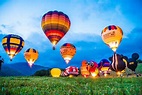 【玩咖懶人包】跟繽紛熱氣球一起夢幻升空吧！盤點2019台灣3大熱氣球嘉年華，俯瞰花東縱谷、黃金稻浪，配上光雕秀、音樂會好浪漫