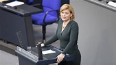 Bundeslandwirtschaftsministerin Julia Kloeckner CDU spricht im Deutschen Bundestag Berlin 07 11 ...