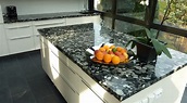 Küchenarbeitsplatten aus Granit - Kuechenarbeitsplatten von Naturstein ...