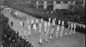 Suffragettes on Parade! In 1915, thousands march for right to vote ...