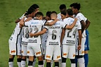 Elenco do Corinthians durante jogo contra o Red Bull Bragantino, pelo ...