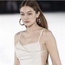 Gigi Hadid regresa a las pasarelas después de convertirse en mamá