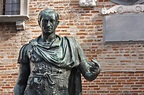 Júlio César - Biografia do Imperador Romano - História - InfoEscola