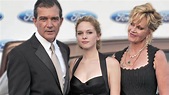 Antonio Banderas y Melanie Griffith, orgullosos de su hija Stella
