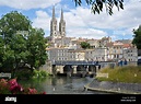 Vue de la rivière à la ville de Niort dans les deux-sèvres, France ...
