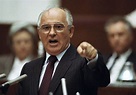 Mikhail Gorbachev É Eleito Secretário-Geral do Partido Comunista da ...