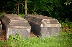 Mausoleum Burial Guide: Types, Benefits & Cost | Mausoleums.com