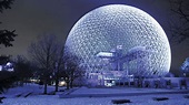 Richard Buckminster Fuller, el diseñador de las cúpulas geodésicas