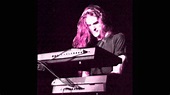 Kevin Moore - Piano Solo (LIVE 1992) - YouTube