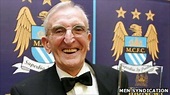 Ex-Manchester City player Ken Barnes dies - BBC News