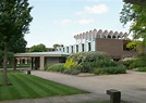 Fitzwilliam College, Cambridge (1963) Denys Lasdun | Building exterior, Exterior, Outdoor structures