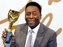 Subastan el trofeo de la Copa del Mundo ganada por el astro Pelé ...