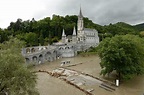Flooding Damages Lourdes, French Holy Site - NYTimes.com